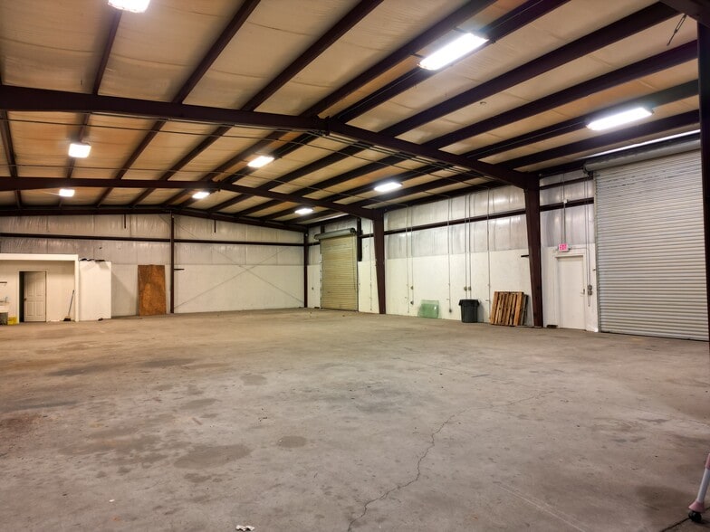 More Photos Of 1360 Greensboro Hwy, Watkinsville Warehouse For Lease