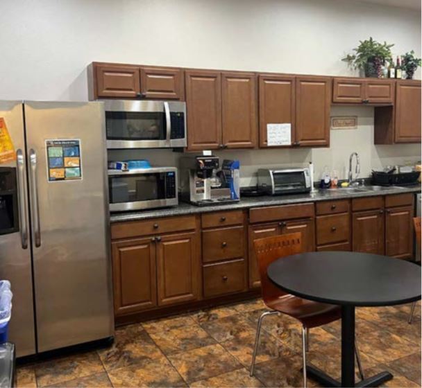 More Photos Of 6211 William Cannon Dr W, Austin Medical For Lease