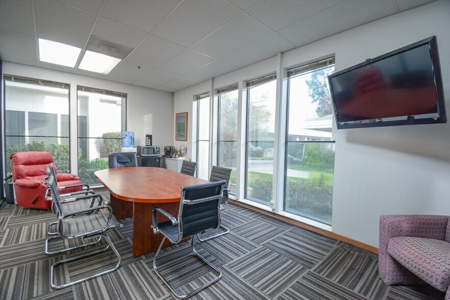 More Photos Of 1756 Picasso Ave, Davis Office For Sale
