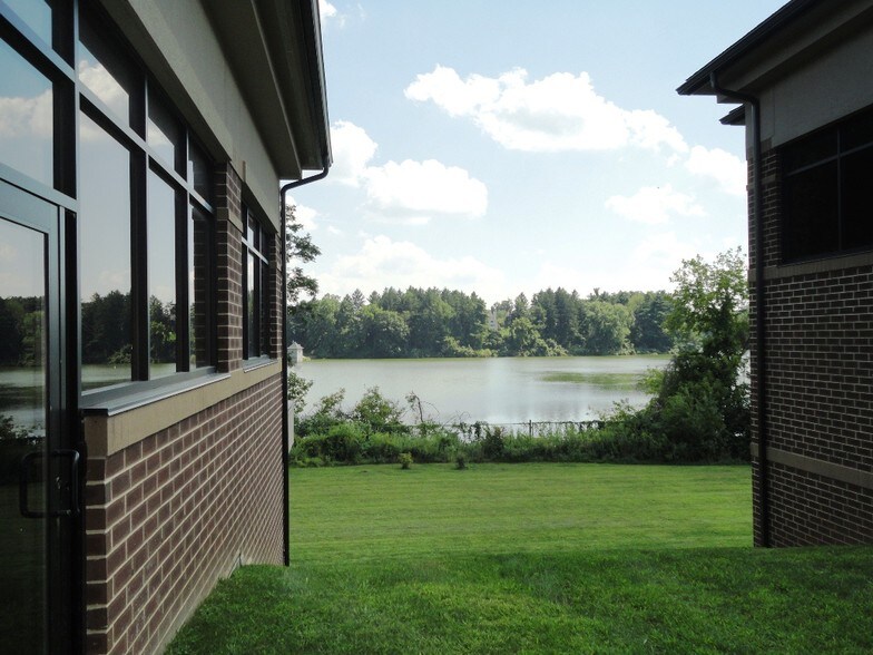 More Photos Of 1240-1248 Wrights Ln, West Chester Office For Sale