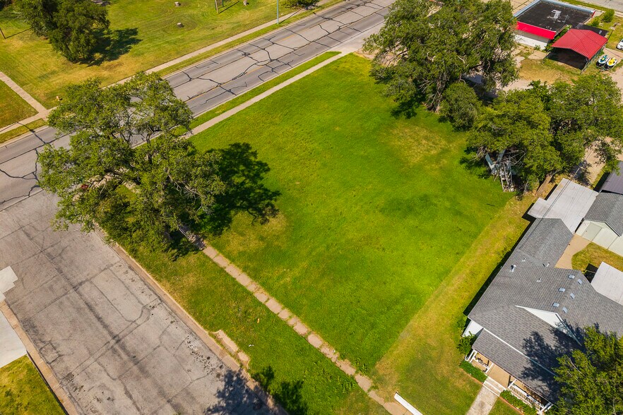 More Photos Of 0000 4th East Avenue East, Hutchinson Land For Sale