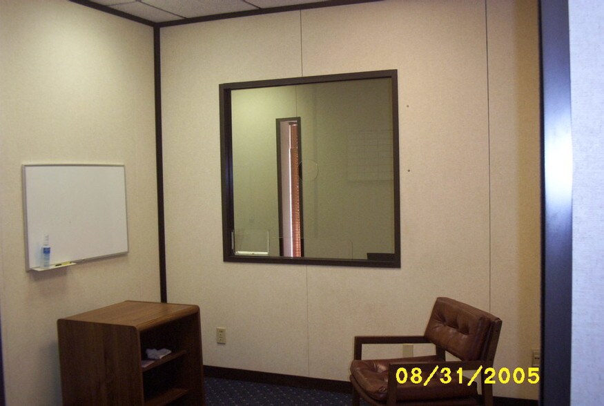 More Photos Of 206 N Shaver St, Pasadena Manufacturing For Lease