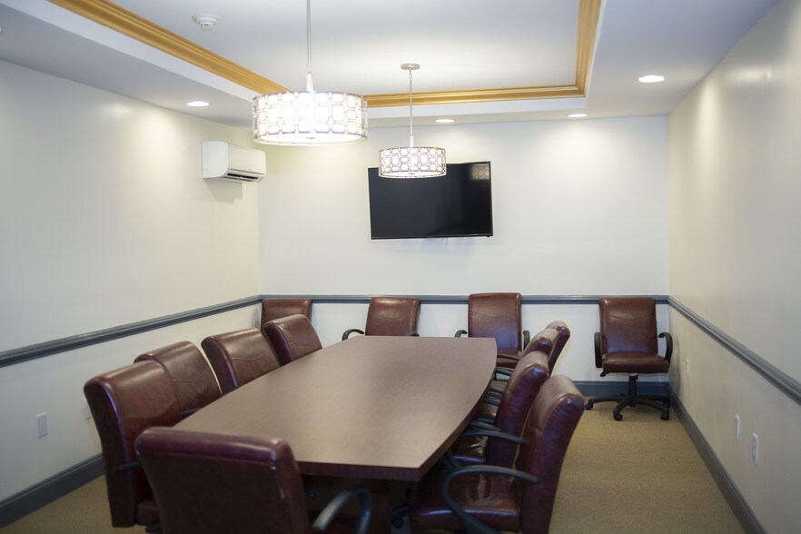 More Photos Of 110 E State St, Kennett Square Storefront Retail Office For Lease