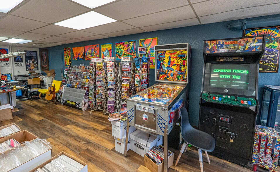 More Photos Of 5631 California Ave SW, Seattle Apartments For Sale