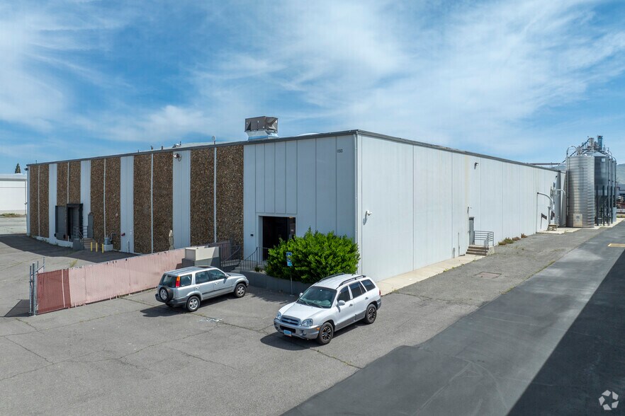 Primary Photo Of 1150 Southern Way, Sparks Warehouse For Lease