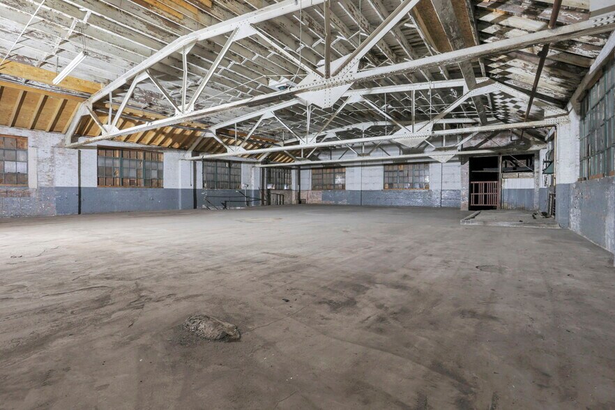 More Photos Of 435 N Elizabeth St, Lima Warehouse For Sale