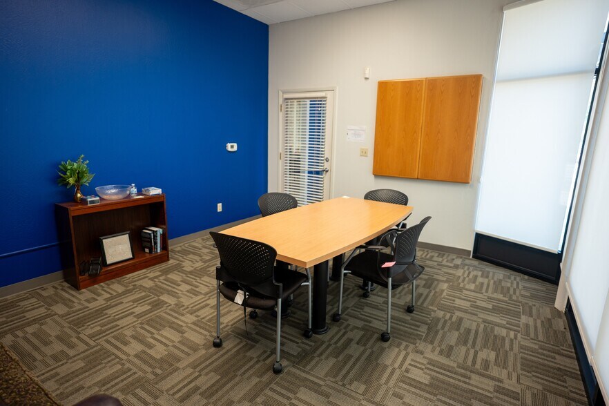 More Photos Of 3400 3rd Ave, Sacramento Office For Lease