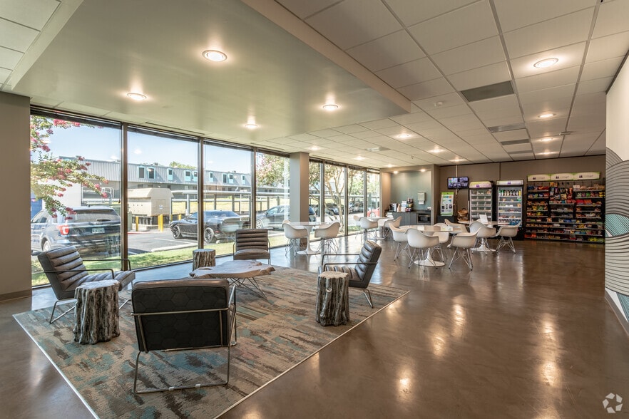 More Photos Of 84 NE Loop 410, San Antonio Office For Lease