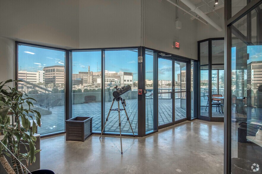 More Photos Of 601 S Harbour Island Blvd, Tampa Coworking Space