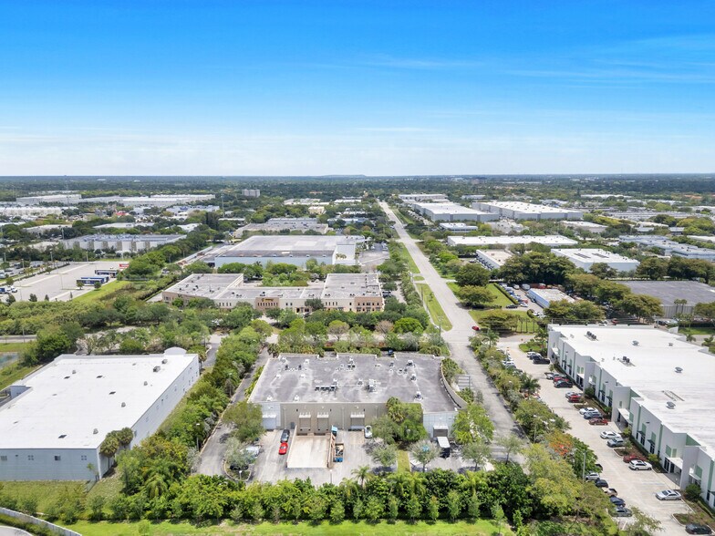 More Photos Of 3900 NW 126th Ave, Coral Springs Warehouse For Sale