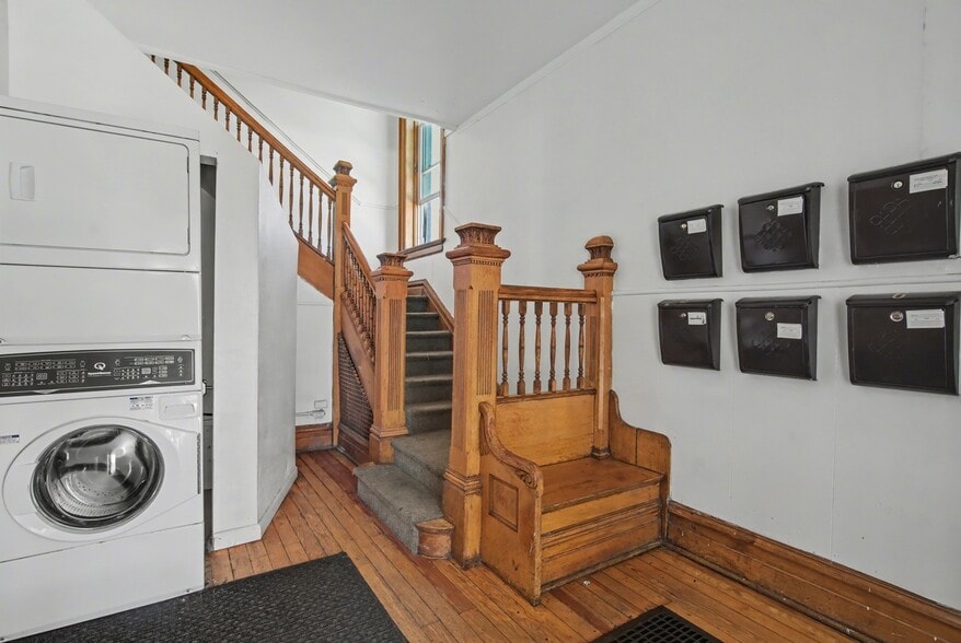 More Photos Of 1537 Pearl St, Denver Apartments For Sale