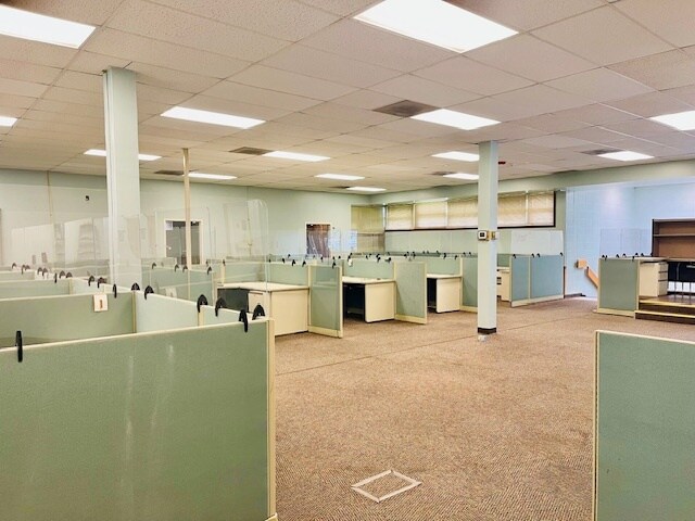 More Photos Of 202 S Kingshighway St, Sikeston Office For Lease