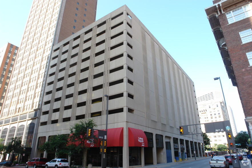 Primary Photo Of 701 Houston St, Fort Worth Parking Garage For Lease