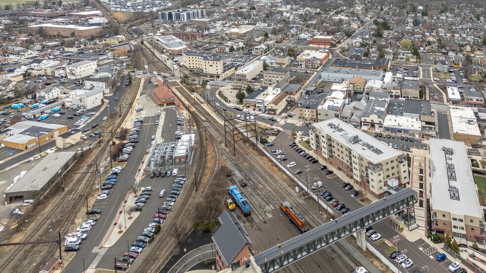 More Photos Of 314 Madison St, Lansdale Storefront Retail Residential For Lease