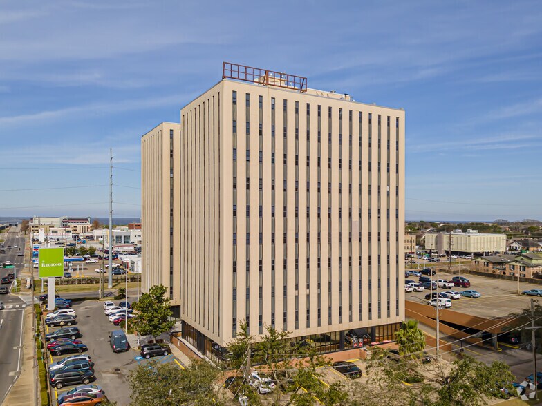More Photos Of 3525 N Causeway Blvd, Metairie Office For Sale