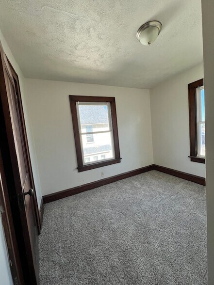 More Photos Of 208 Park Ave SW, Canton Apartments For Sale