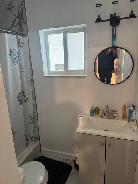 More Photos Of 3932 SW 12th Pl, Fort Lauderdale Apartments For Sale