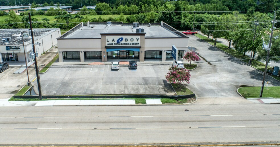 More Photos Of 6329 FM 1960 Rd W, Houston Freestanding For Lease