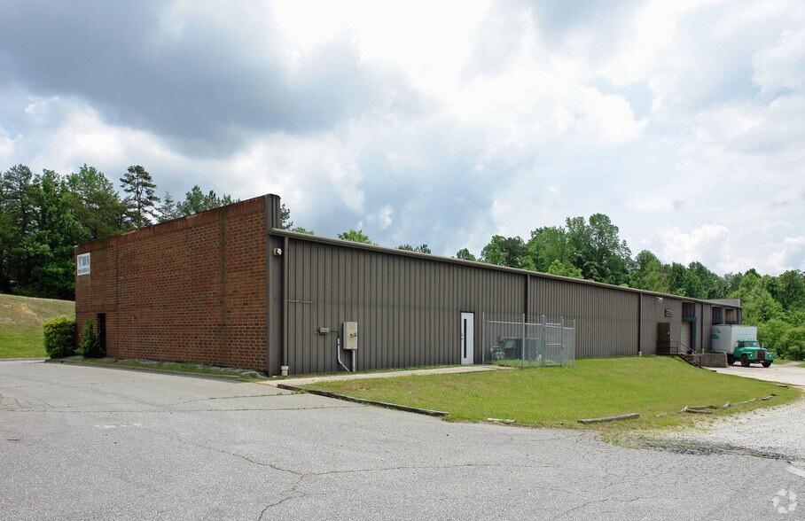 More Photos Of 1101 Roberts Ln, High Point Warehouse For Lease