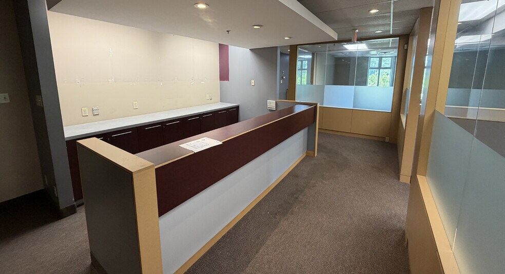 More Photos Of 20 Fort St, Winnipeg Apartments For Lease