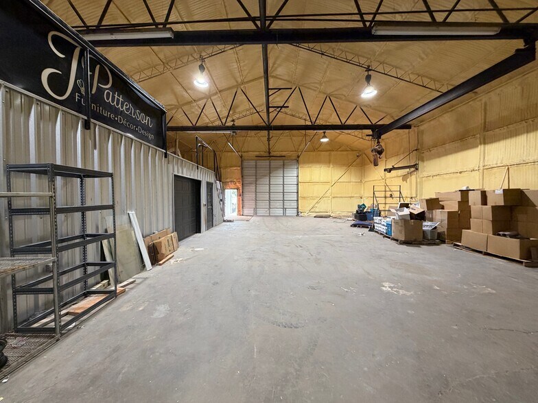 More Photos Of 6401 N Golder Ave, Odessa Warehouse For Lease