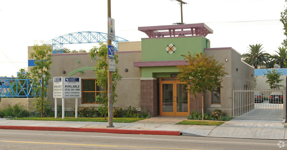 Primary Photo Of 520 W Colorado St, Glendale Medical For Lease