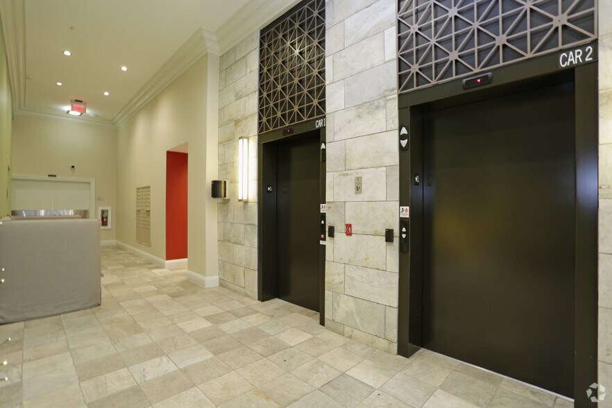 More Photos Of 121 S Highland Ave, Pittsburgh Apartments For Lease