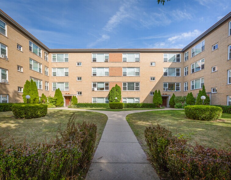 Primary Photo Of 7545 N Bell Ave, Chicago Apartments For Sale