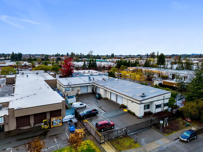 More Photos Of 965 Piner Pl, Santa Rosa Warehouse For Sale