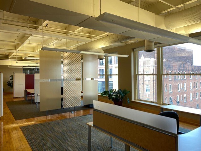 More Photos Of 400 Main St, La Crosse Office For Lease