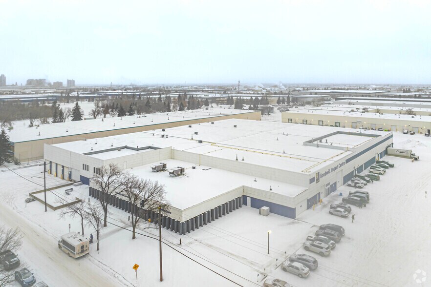More Photos Of 11415 168th St NW, Edmonton Warehouse For Lease