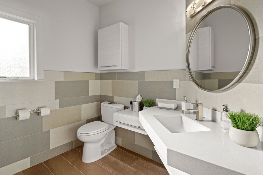 More Photos Of 1983 N 1120 W, Provo Medical For Lease