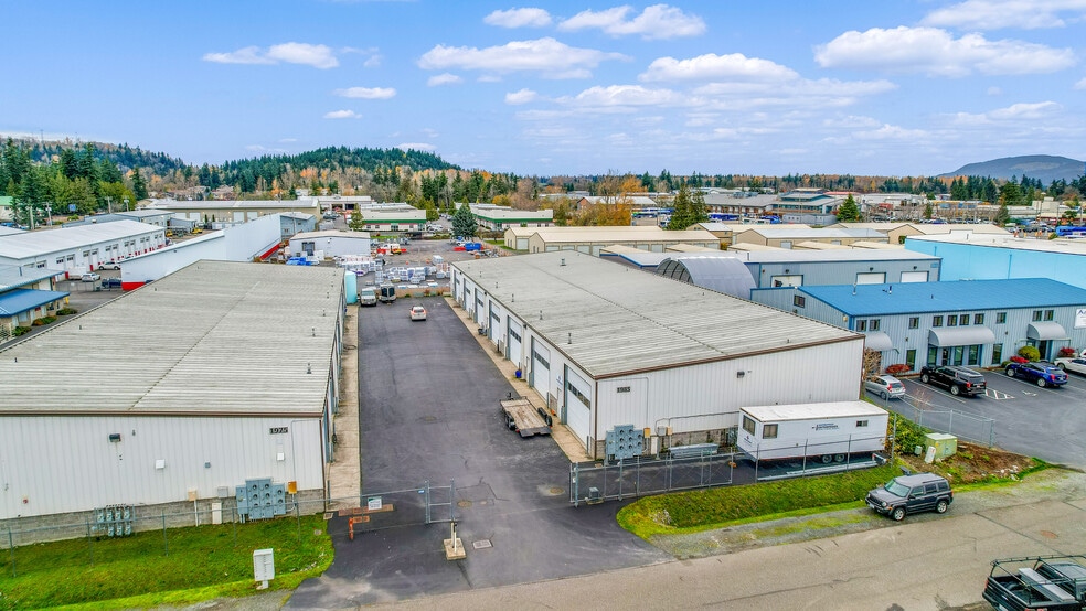 More Photos Of 1985 Alpine Way, Bellingham Warehouse For Sale