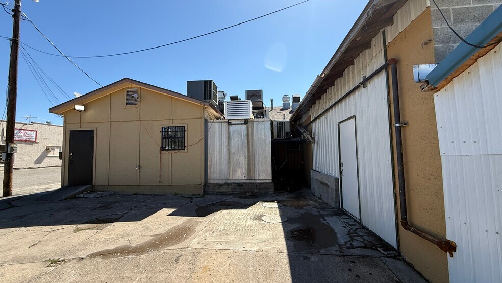 More Photos Of 1310 S Muskogee Ave, Tahlequah Restaurant For Sale