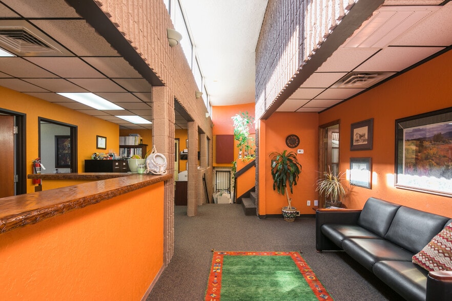 More Photos Of 3500 F Comanche Rd NE, Albuquerque Medical For Sale