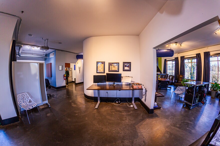 More Photos Of 319 Atlanta St, Marietta Office For Sale