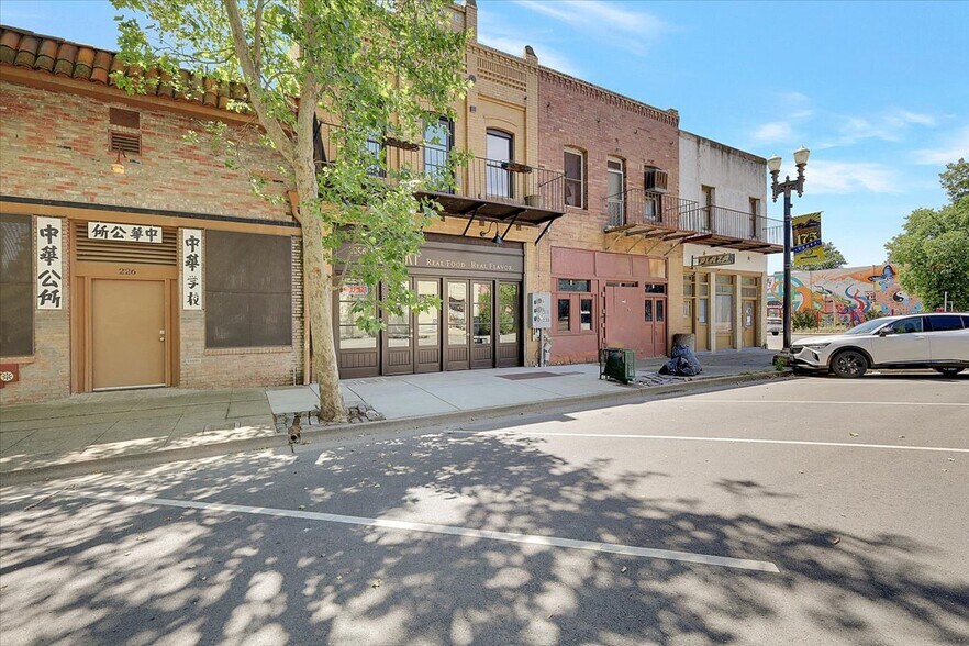More Photos Of 228 1st St, Marysville Storefront Retail Residential For Sale