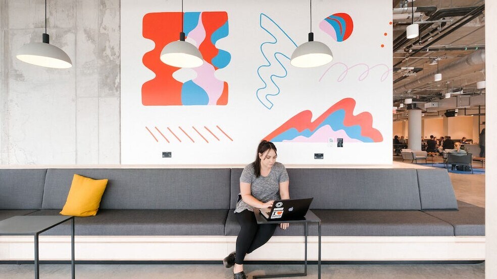 More Photos Of 801 Barton Springs Rd, Austin Office For Lease