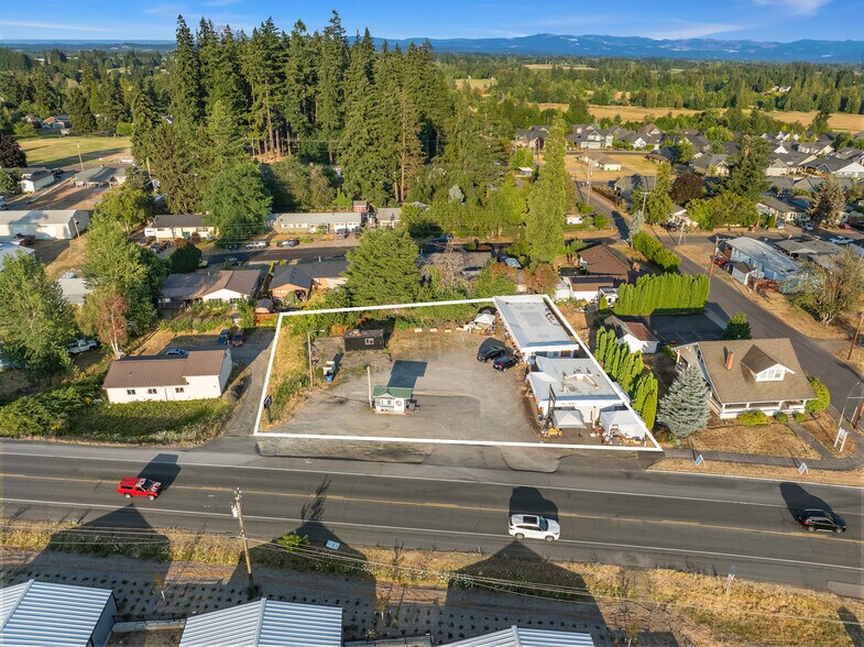 More Photos Of 21028 Highway 99E NE, Aurora Storefront Retail Office For Sale