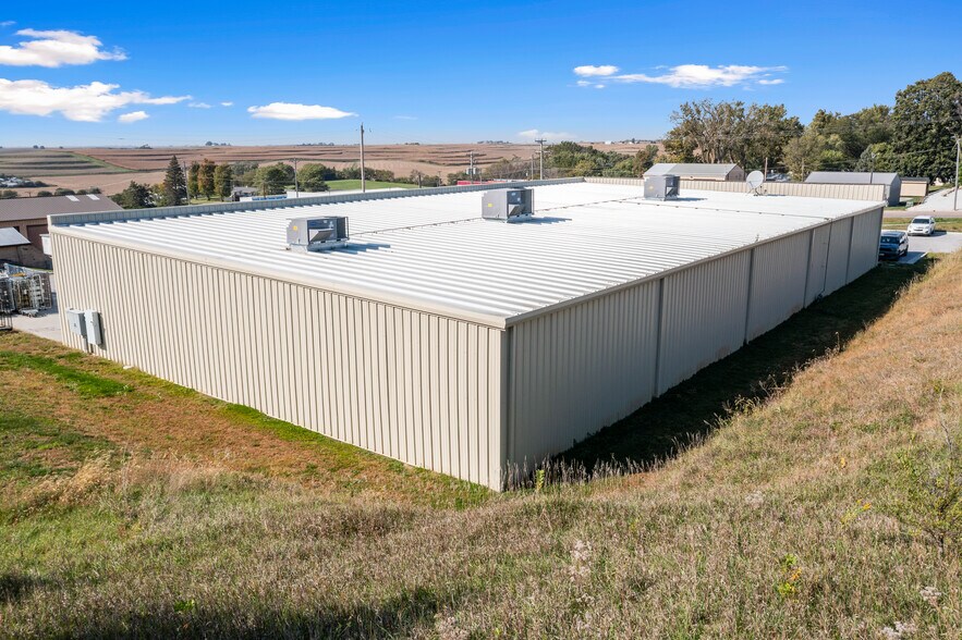 More Photos Of 15 W Main St, Treynor Freestanding For Sale