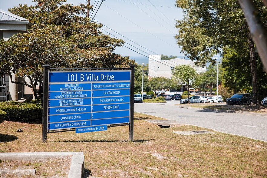 More Photos Of 101B Villa Dr, Daphne Medical For Lease