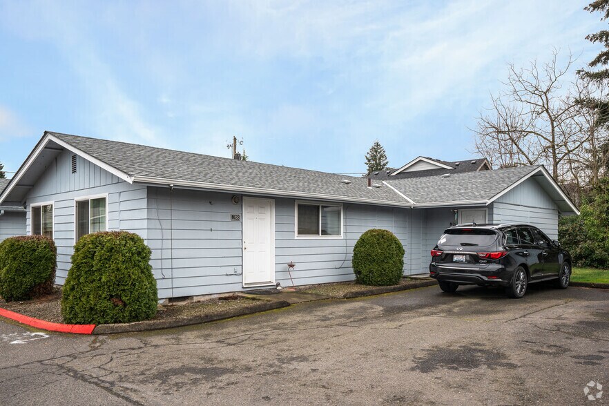 More Photos Of 2615 Neals Ln, Vancouver Apartments For Sale