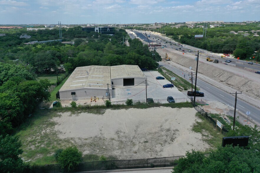 More Photos Of 11930 Interstate 35 hwy, Austin Land For Lease