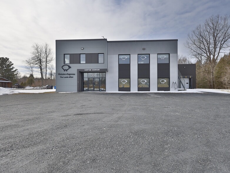 More Photos Of 333 Ch Brosseau, Cowansville Industrial For Lease