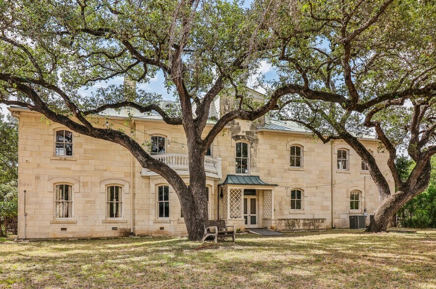 More Photos Of 7735 Mocking Bird Ln, San Antonio Lodge Meeting Hall For Sale