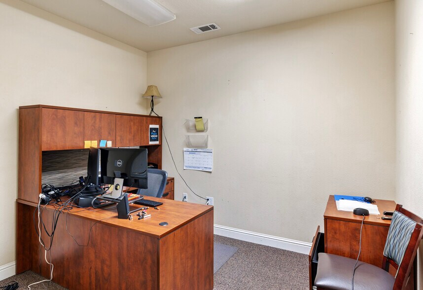 More Photos Of 3075 Crossroads Dr, Redding Light Distribution For Sale