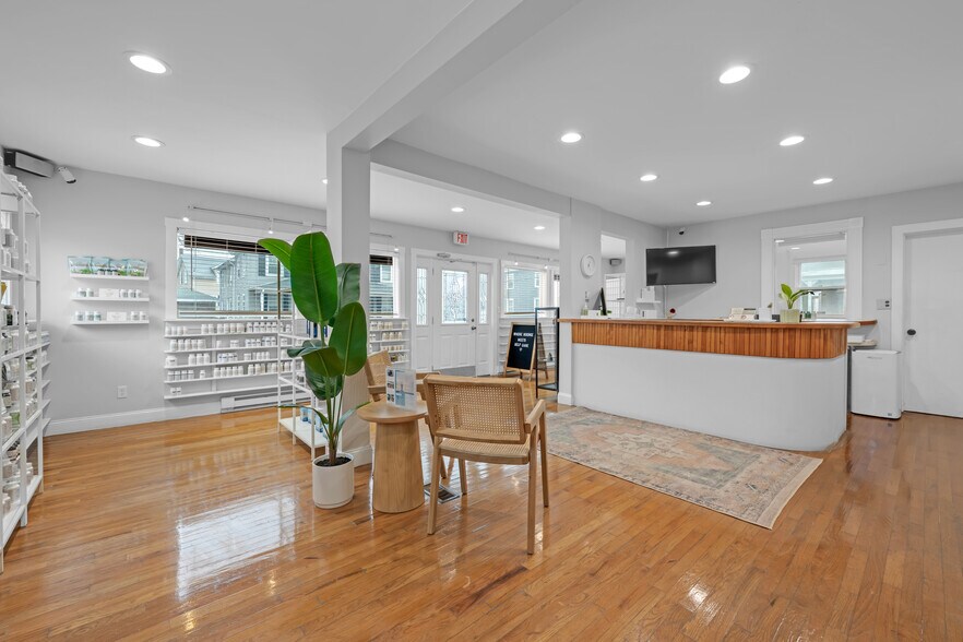 More Photos Of 63 S Main St, Natick Medical For Sale