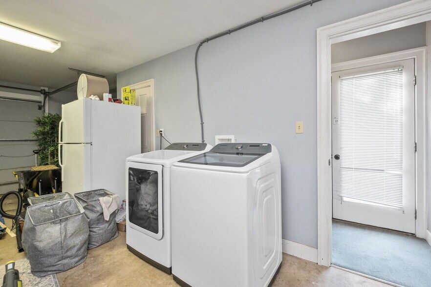 More Photos Of 112 Blue Chickory Ln, Nellysford Specialty For Sale