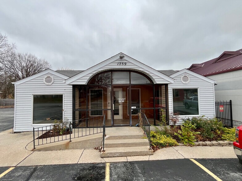 Primary Photo Of 1759 E Elm St, Springfield Office For Lease