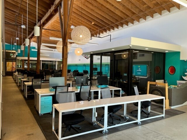 More Photos Of 3526 Hayden Ave, Culver City Office For Lease